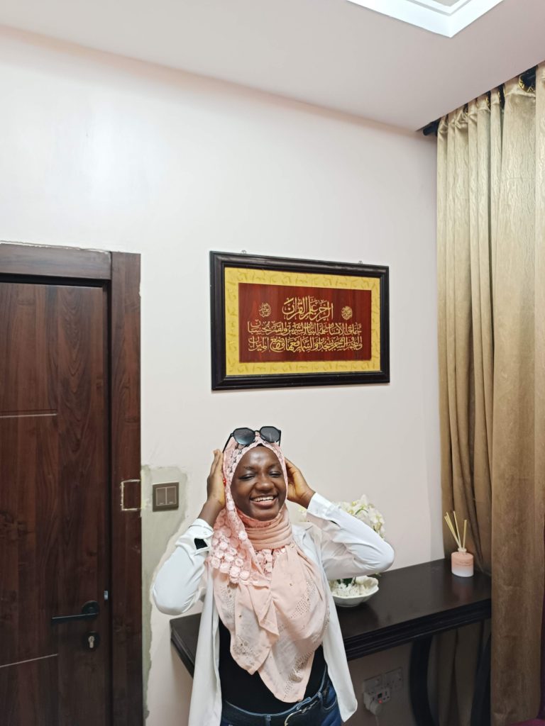 A lady smiling seeking internships